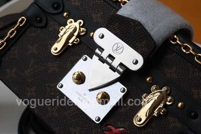 M45554 Petite Malle 19 M45554 Petite Malle 19