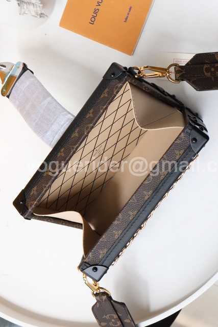M45554 Petite Malle 19 M45554 Petite Malle 19