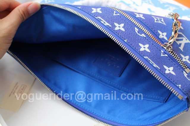 M45480 Etui Voyage 33 M45480 Etui Voyage 33