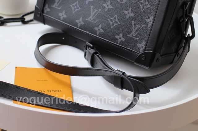 M44478 Soft Trunk 25 M44478 Soft Trunk 25
