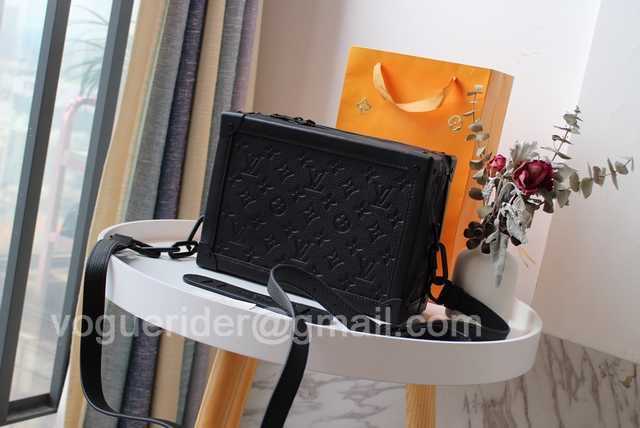 M44478 Soft Trunk 25 M44478 Soft Trunk 25