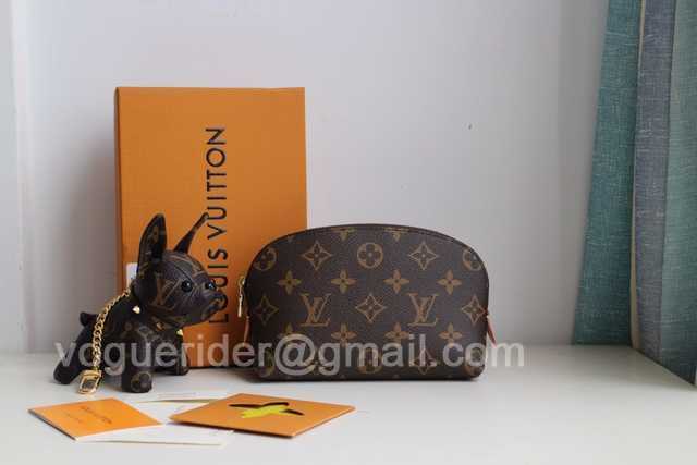 M47515 Cosmetic Bag 17 M47515 Cosmetic Bag 17