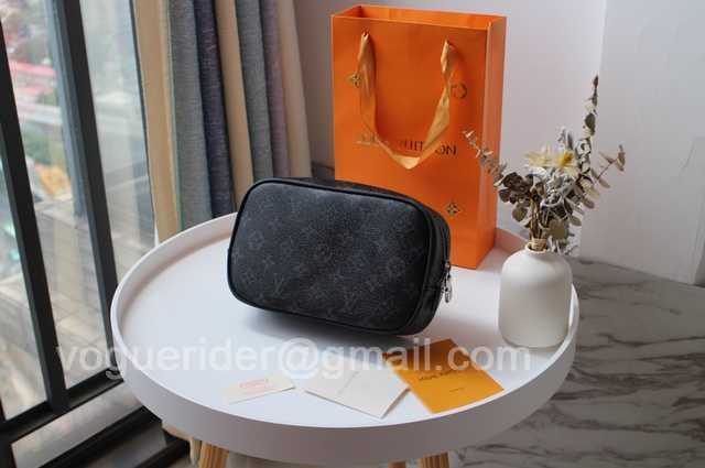 M43384 Cosmetic Bag 21 M43384 Cosmetic Bag 21