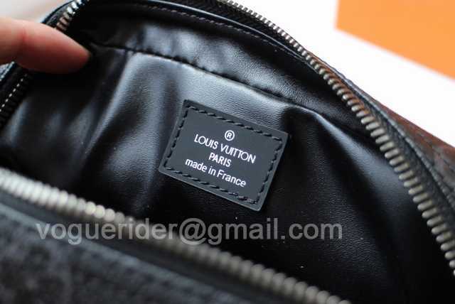 M43384 Cosmetic Bag 21 M43384 Cosmetic Bag 21