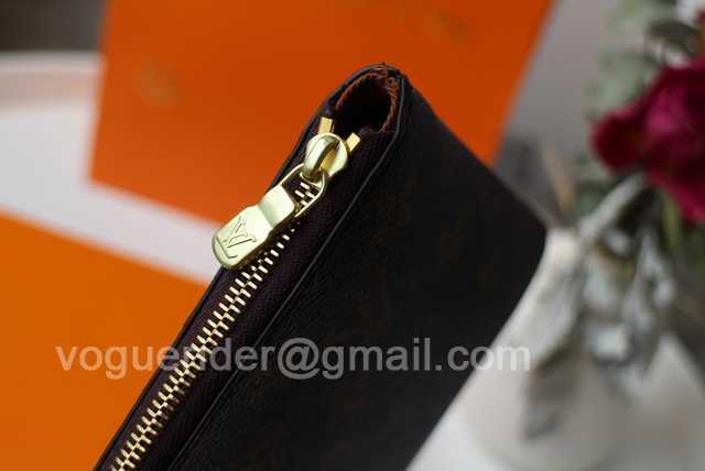 M44191 Etui Voyage 24 Tan M44191 Etui Voyage 24 Tan