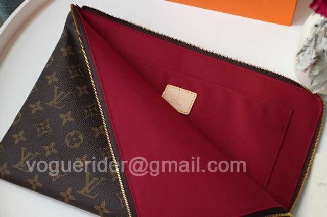 M43442 Etui Voyage 33 Burgundy M43442 Etui Voyage 33 Burgundy