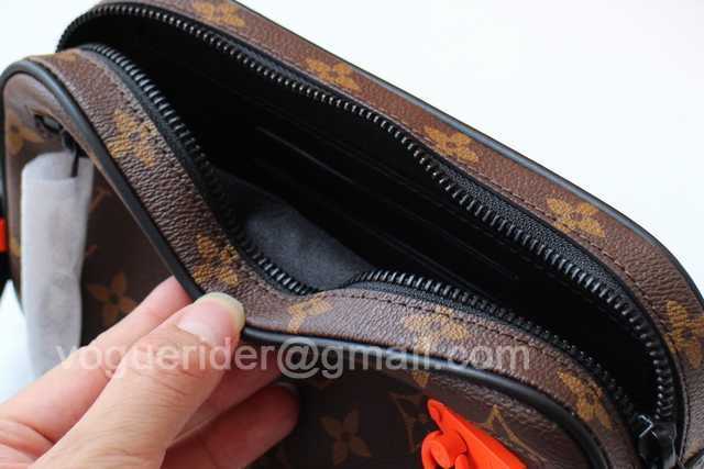 M44482 Pochette Volga 23 M44482 Pochette Volga 23