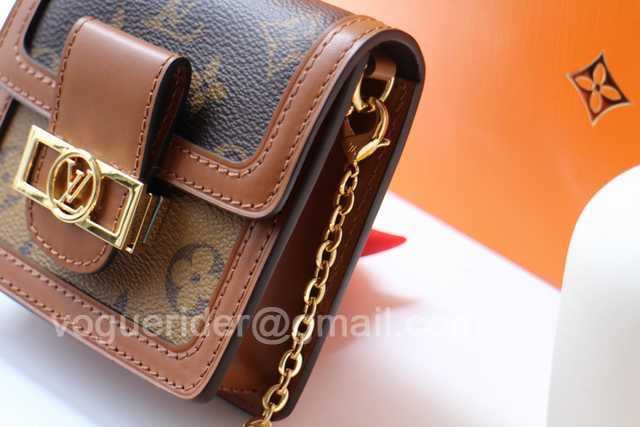 M68621 Dauphine BB 12 Belt Bag M68621 Dauphine BB 12 Belt Bag