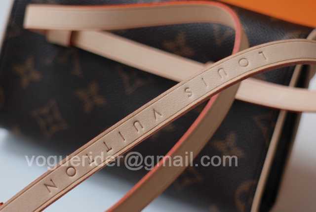 M51855 Belt Bag 17 M51855 Belt Bag 17