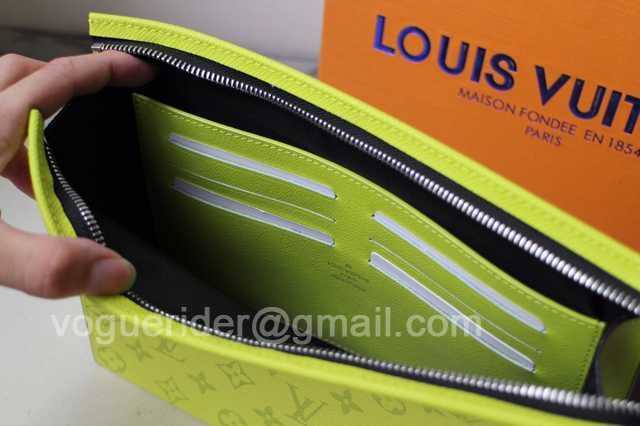 M61692 Pochette Voyage 26 M61692 Pochette Voyage 26