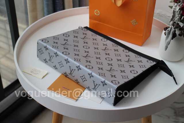 M61692 Pochette Voyage 26 M61692 Pochette Voyage 26
