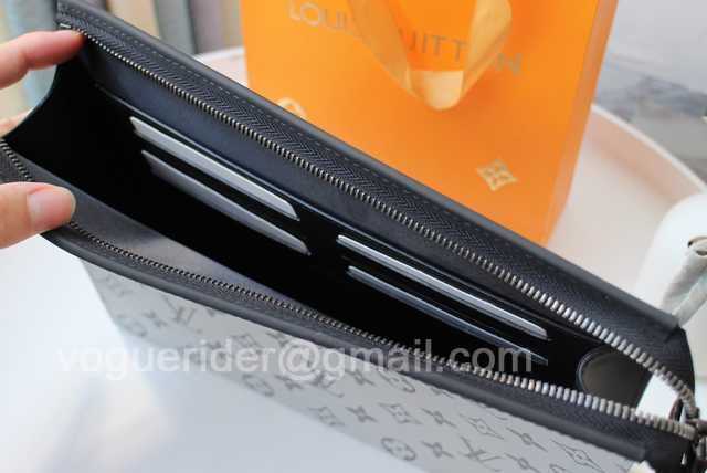 M61692 Pochette Voyage 26 M61692 Pochette Voyage 26