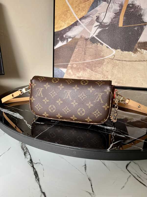 M81911 Wallet On Chain Ivy 23 M81911 Wallet On Chain Ivy 23