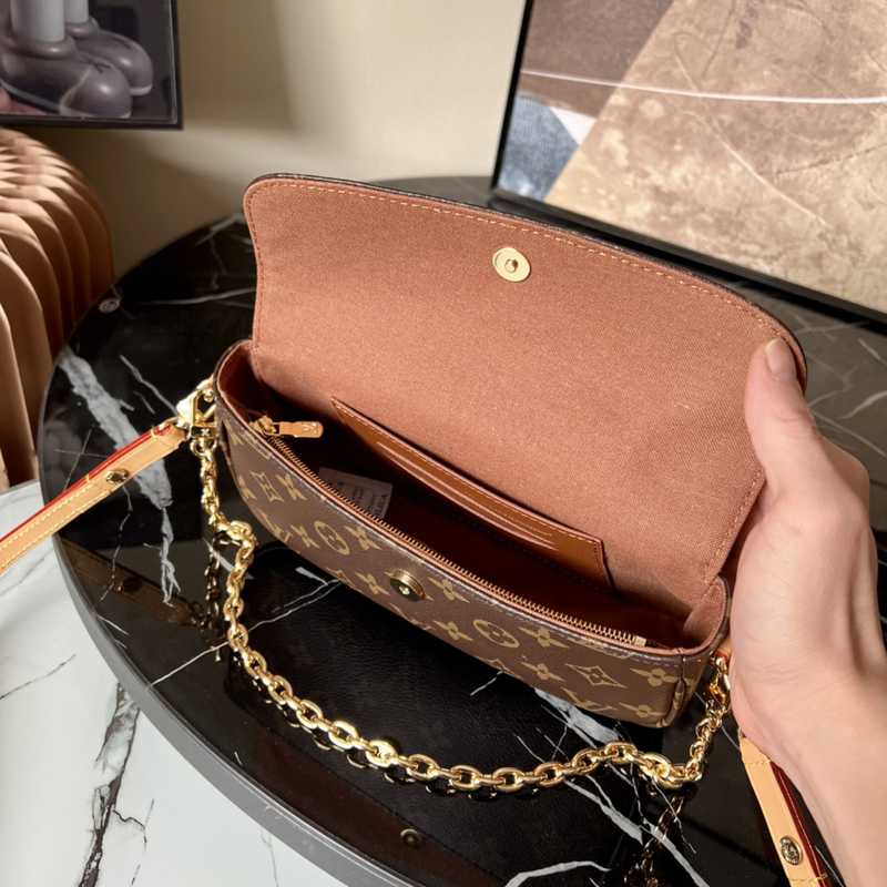 M81911 Wallet On Chain Ivy 23 M81911 Wallet On Chain Ivy 23