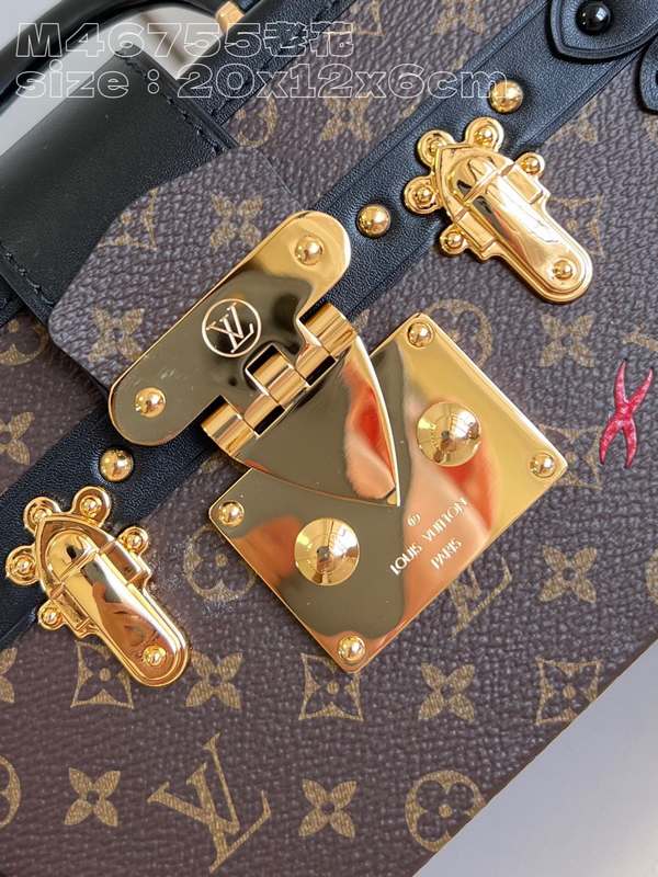 M46755 Petite Malle Capitale 20 M46755 Petite Malle Capitale 20