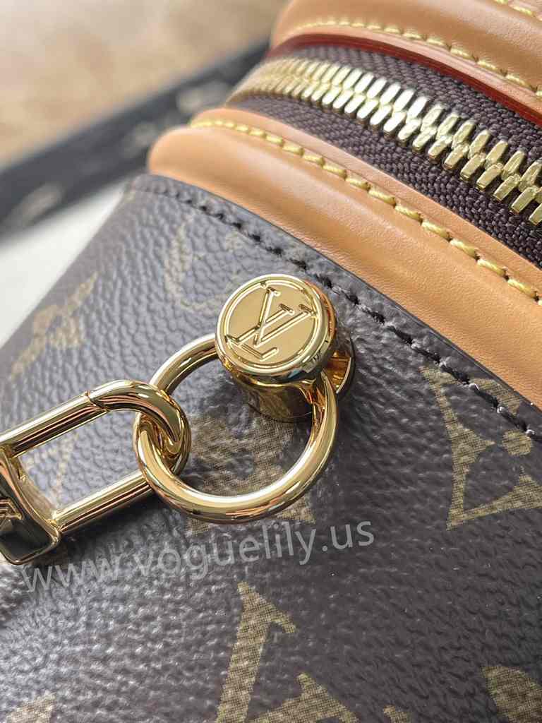 M82952 Nano Cannes 14 M82952 Nano Cannes 14