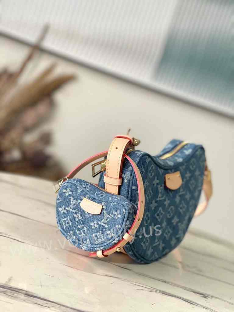 M46856 Croissant MM 21 M46856 Croissant MM 21