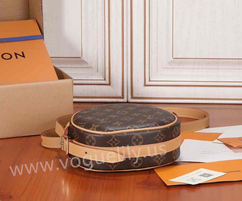 M45578 Boite Chapeau Souple 18 M45578 Boite Chapeau Souple 18