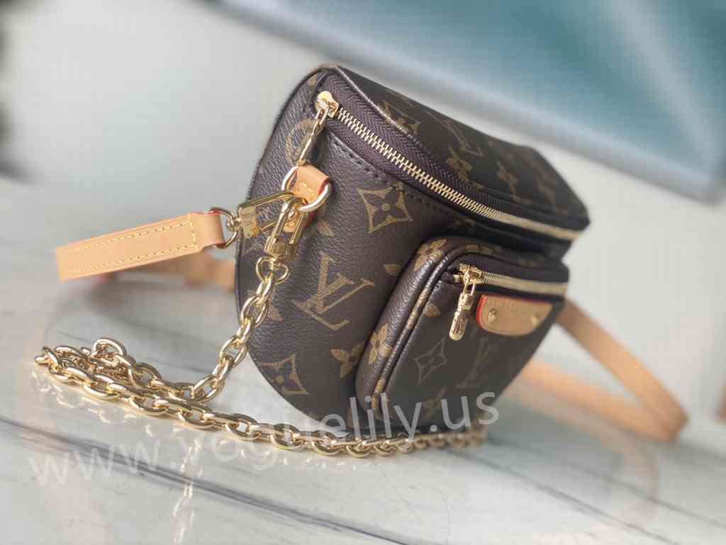 M82335 Mini Bumbag 17 M82335 Mini Bumbag 17