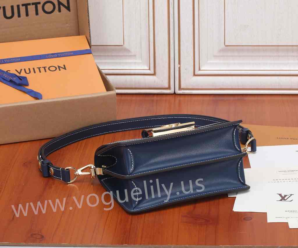 M59716 Dauphine PM 20 M59716 Dauphine PM 20