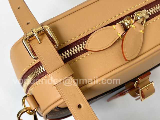 M45528 Mini Luggage 22 M45528 Mini Luggage 22