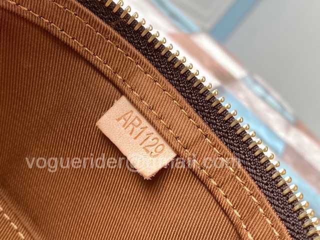 M43688 PM 17 M43688 PM 17