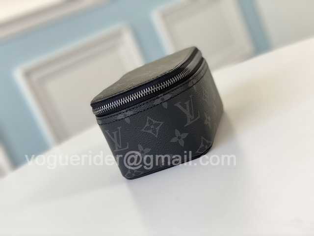 M43688 PM 17 M43688 PM 17