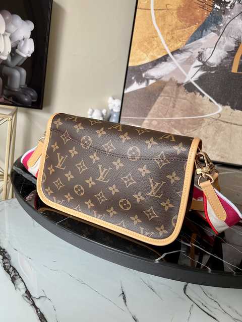 M45985 Diane 25 M45985 Diane 25