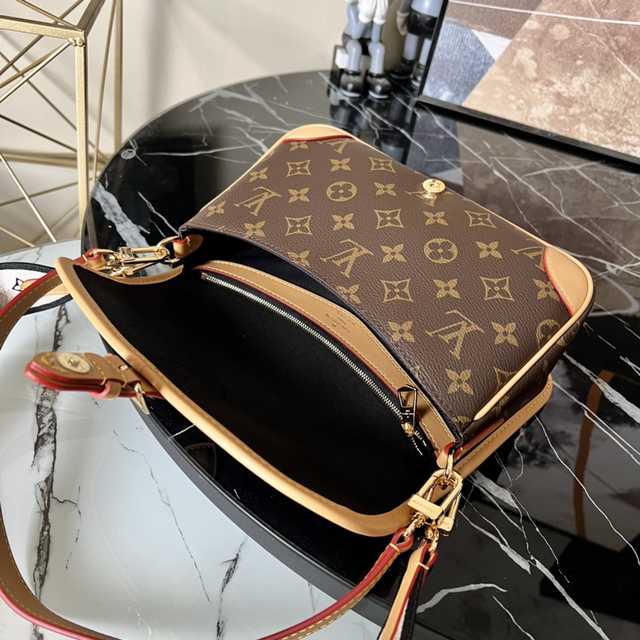 M45985 Diane 25 M45985 Diane 25