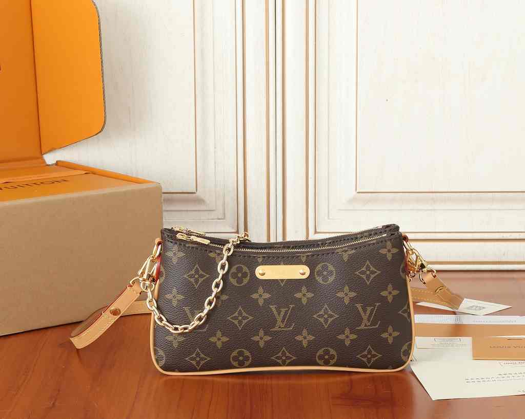 M83008 Liv Pochette 24