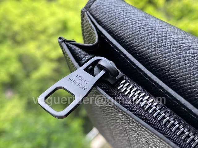 M80523 Brazza 19 M80523 Brazza 19