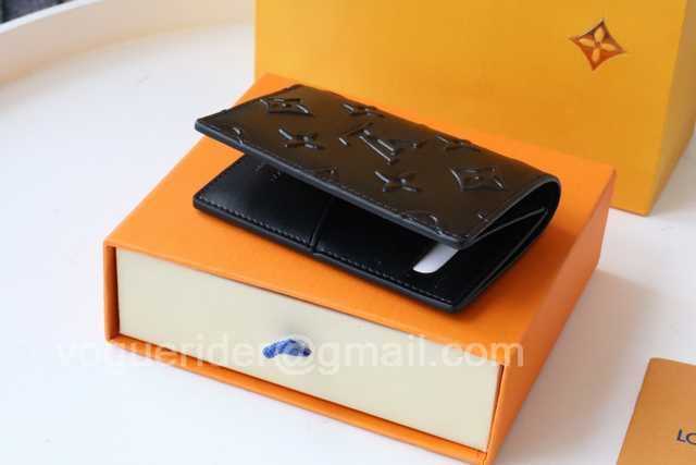 M80508 Passport Holder M80508 Passport Holder