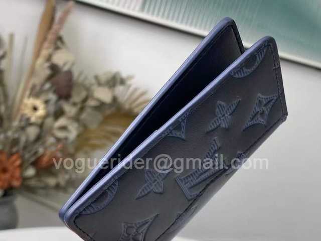M80421 Passport Holder M80421 Passport Holder