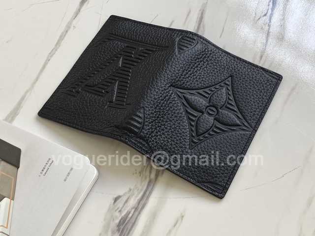 M60181 Passport Holder M60181 Passport Holder