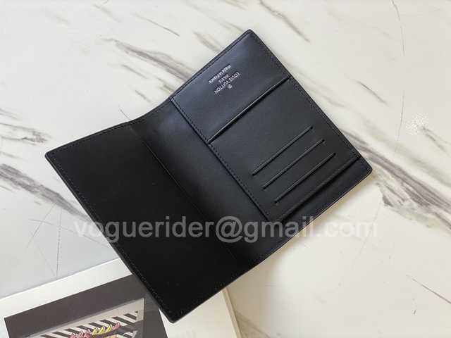 M60181 Passport Holder M60181 Passport Holder
