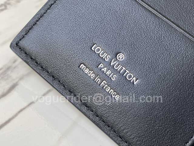 M60181 Passport Holder M60181 Passport Holder