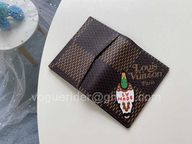 N60391 Passport Holder N60391 Passport Holder