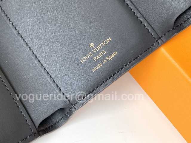 M68725 Dauphine M68725 Dauphine