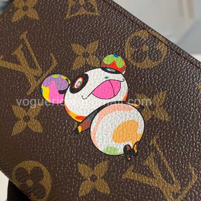 M64502 Passport Holder M64502 Passport Holder