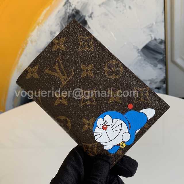 M64411 Passport Holder M64411 Passport Holder
