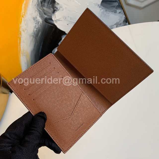 M64411 Passport Holder M64411 Passport Holder