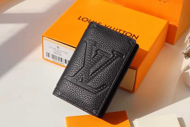 M80038 Passport Holder