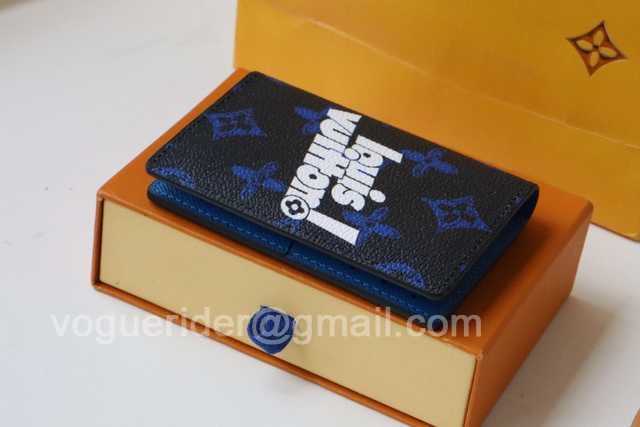 M80798 Passport Holder M80798 Passport Holder