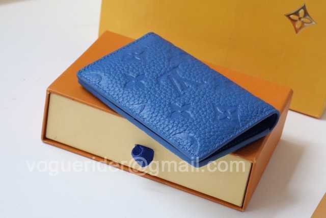 M80585 Passport Holder M80585 Passport Holder