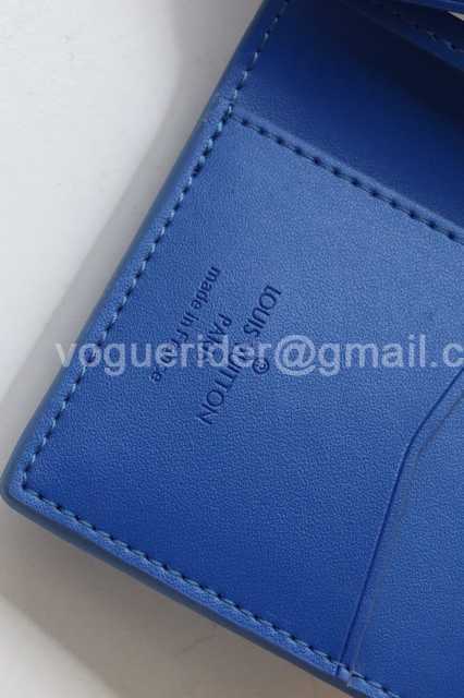 M80585 Passport Holder M80585 Passport Holder