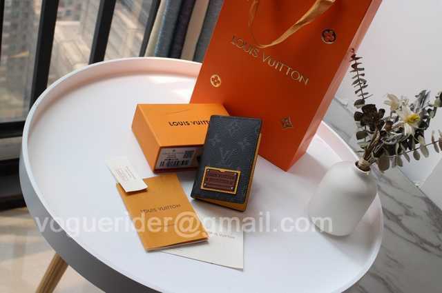 M63144 Passport Holder M63144 Passport Holder