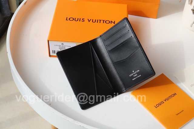 M80038 Passport Holder M80038 Passport Holder
