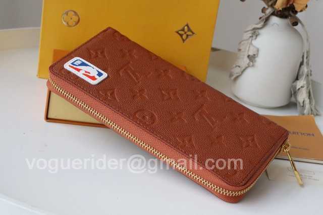 M80548 LV X NBA Zippy Vertical M80548 LV X NBA Zippy Vertical