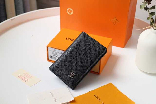 M30283 Passport Holder