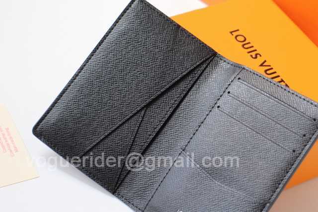 M30283 Passport Holder M30283 Passport Holder
